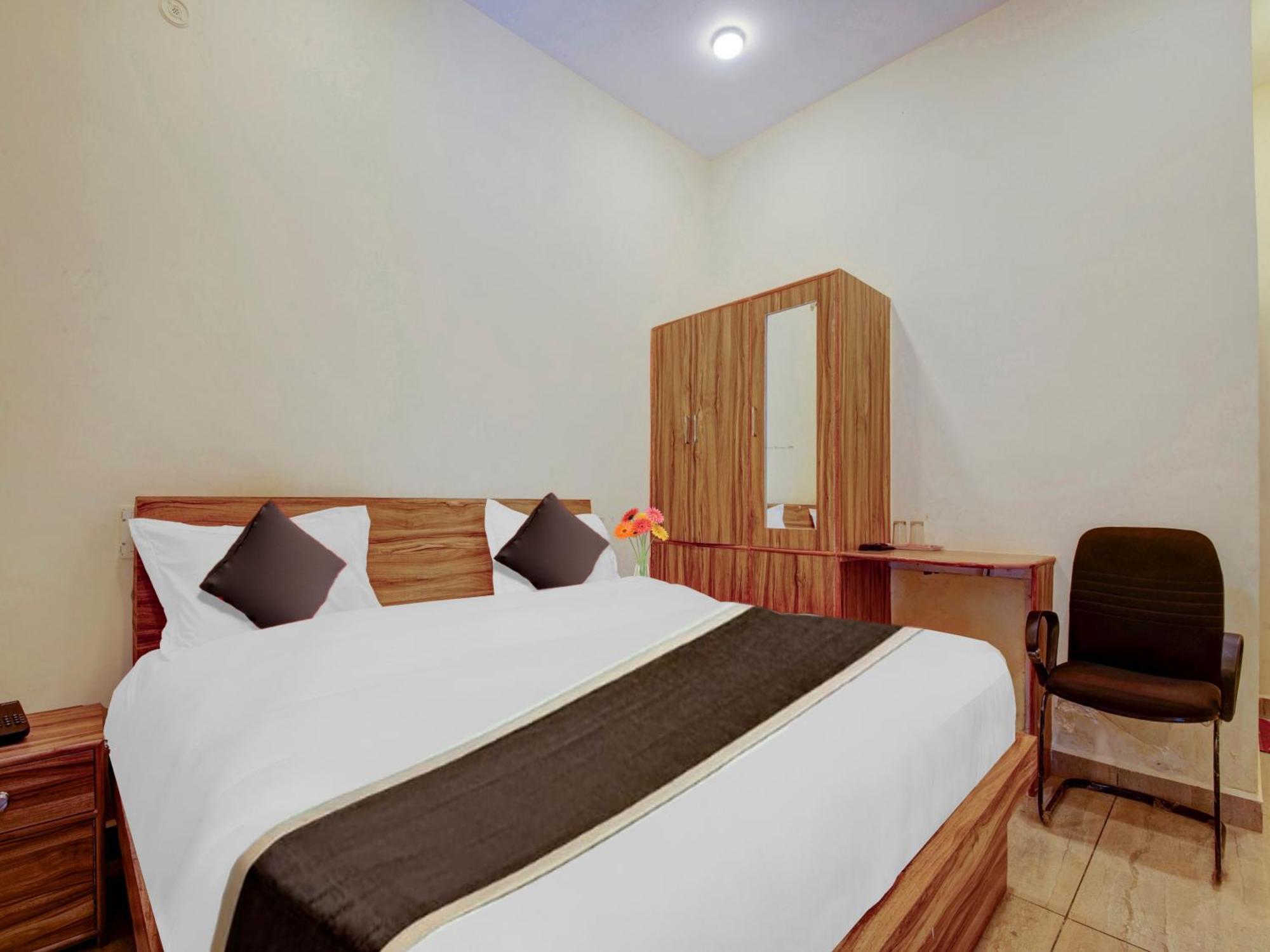 Hotel Kailasha Uttarkāshi Esterno foto