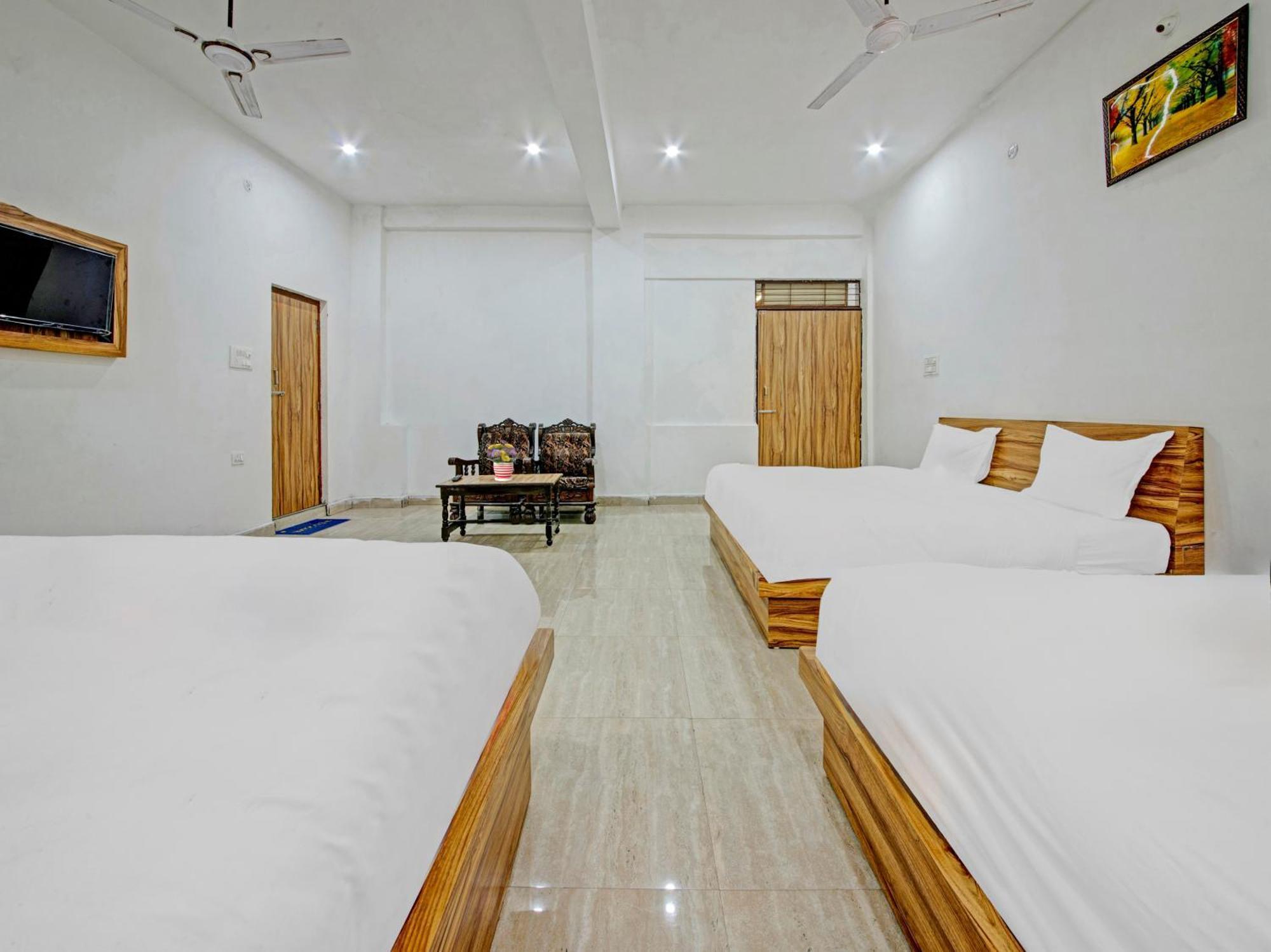 Hotel Kailasha Uttarkāshi Esterno foto