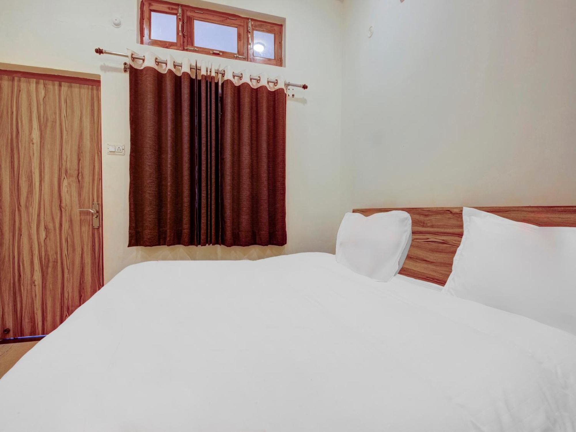 Hotel Kailasha Uttarkāshi Esterno foto