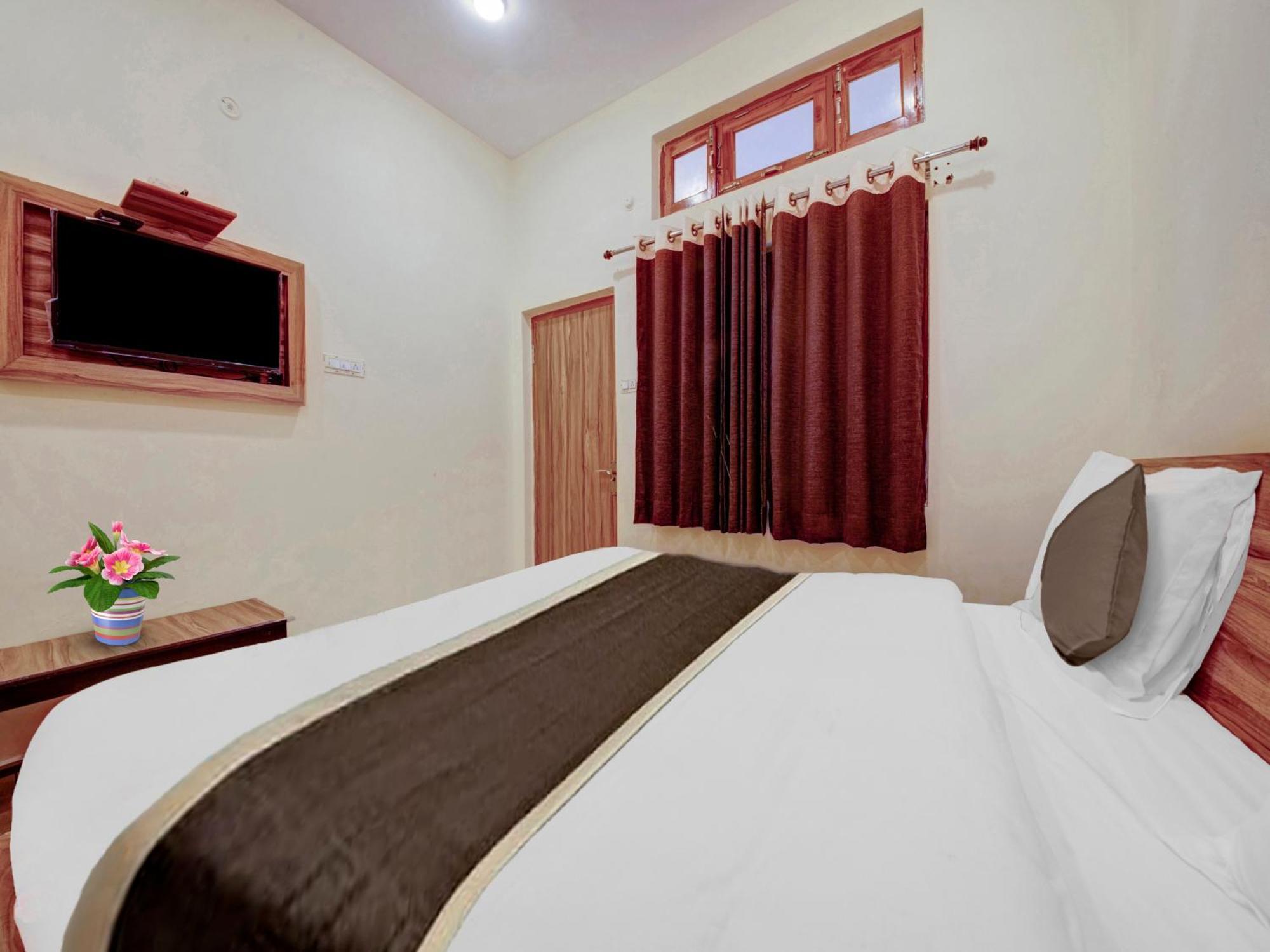 Hotel Kailasha Uttarkāshi Esterno foto